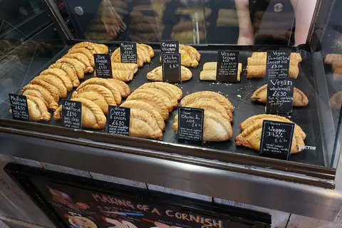Glenton's Bakery photo 3